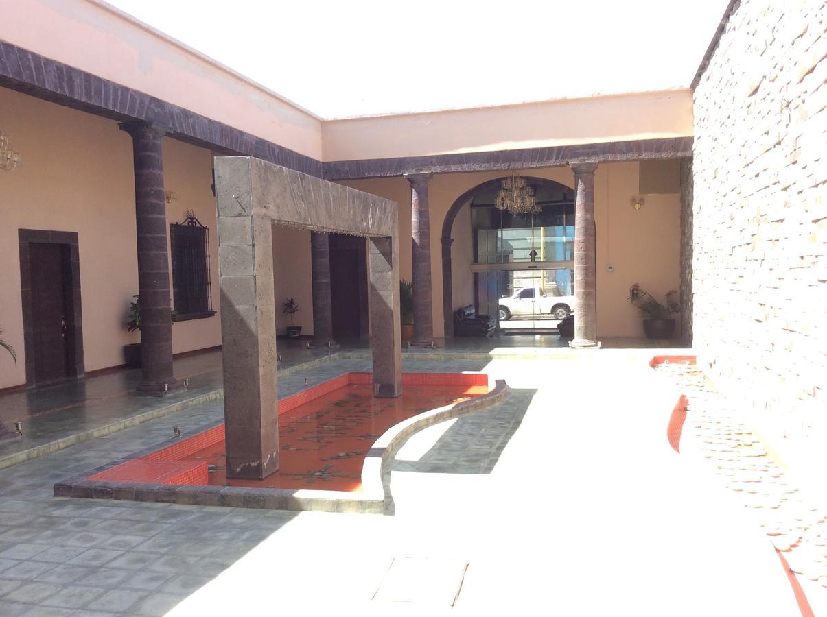 Hotel Candiles Valle de Santiago Exterior foto